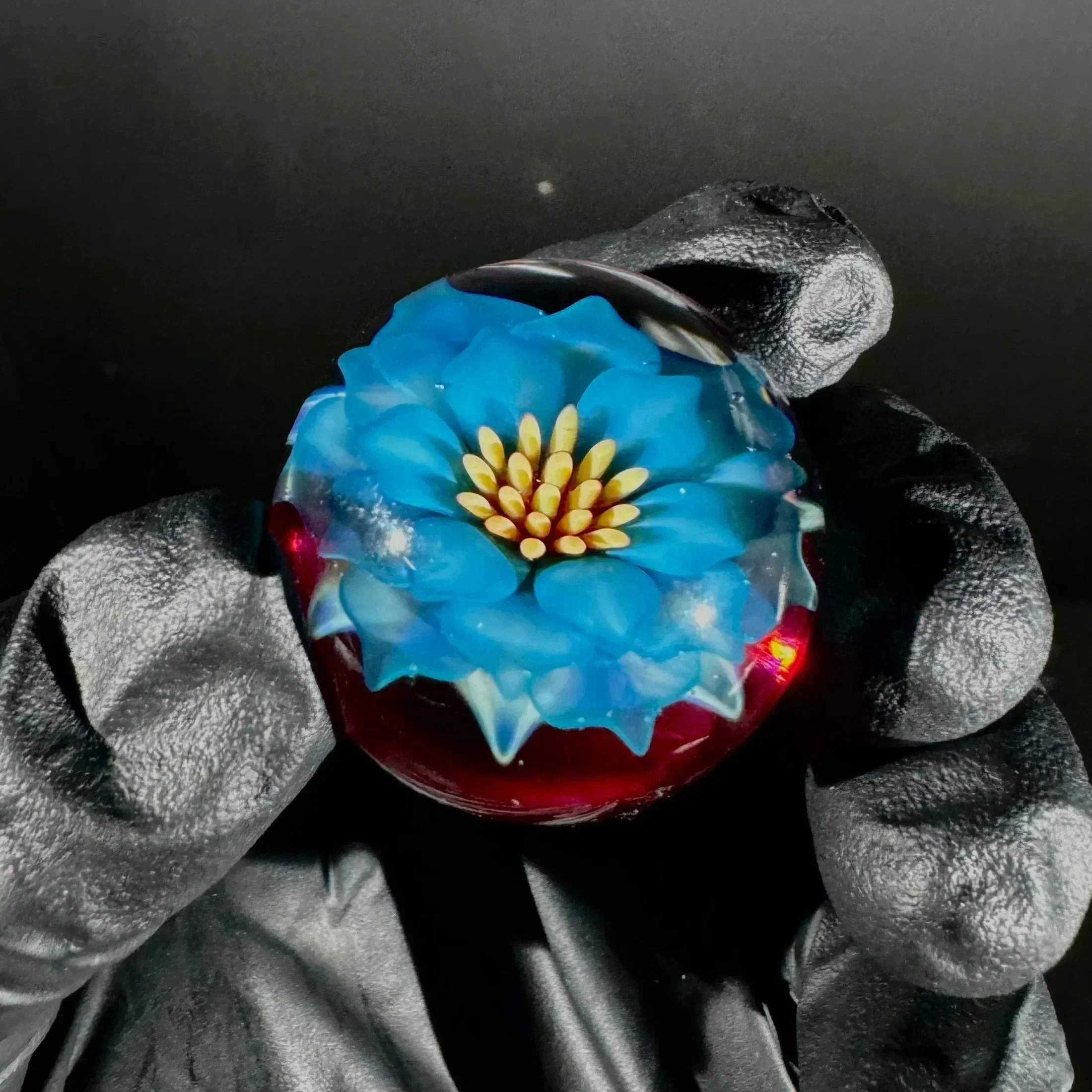 Florin Glass - Blue & Yellow Flower 32MM Marble